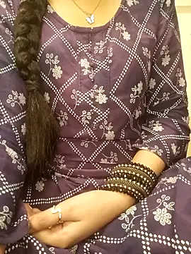 Snapshot of Ruchi-34 chatting on 04/28/26, 09:53 Ruchi-34 online show from 04/28/26, 09:53