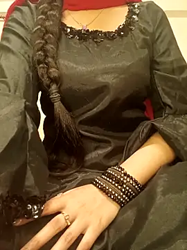 Snapshot of Ruchi-34 chatting on 05/30/26, 08:50 Ruchi-34 online show from 05/30/26, 08:50