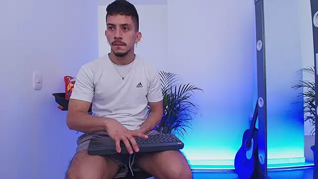 Aron-santoro online show from 11/07/25, 02:39