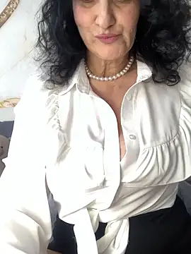 Katie-n online show from 02/04/26, 07:25