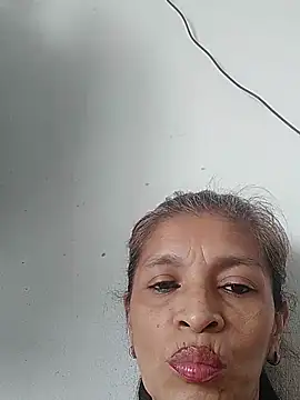 Snapshot of soltrinidad chatting on 03/01/25, 05:49 soltrinidad online show from 03/01/25, 05:49