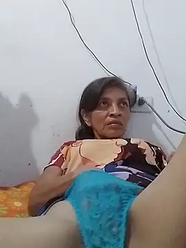 Snapshot of soltrinidad chatting on 10/14/25, 03:07 soltrinidad online show from 10/14/25, 03:07