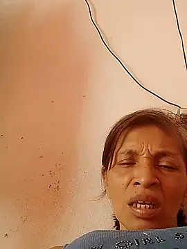 Snapshot of soltrinidad chatting on 11/01/25, 07:27 soltrinidad online show from 11/01/25, 07:27