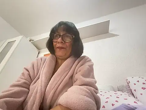sweeviolet online show from 05/01/26, 03:27