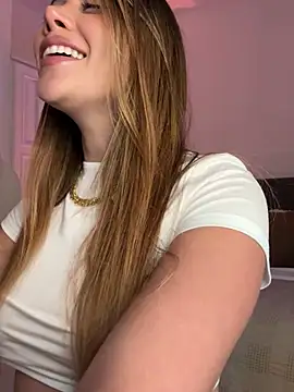 Snapshot of Condes_carmen chatting on 12/17/24, 08:01 Condes carmen online show from 12/17/24, 08:01