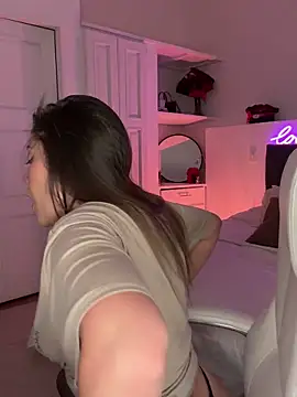 Snapshot of Condes_carmen chatting on 02/23/25, 05:56 Condes carmen online show from 02/23/25, 05:56