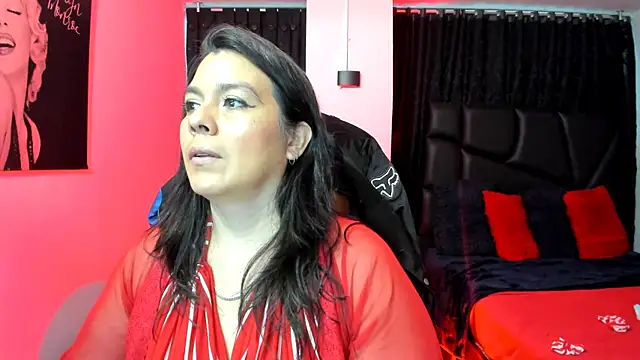 Snapshot of martina_foxy_ chatting on 02/10/25, 11:25 martina foxy online show from 02/10/25, 11:25