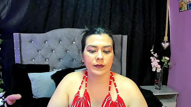 Snapshot of martina_foxy_ chatting on 02/23/25, 12:27 martina foxy online show from 02/23/25, 12:27