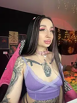 Molly  Moon online show from 12/18/24, 05:26