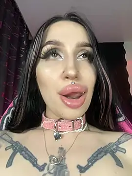 Molly  Moon online show from 12/29/24, 08:33