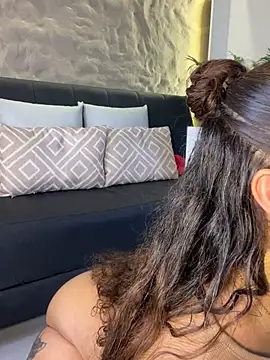 Isa  Blanc online show from 04/16/26, 03:40