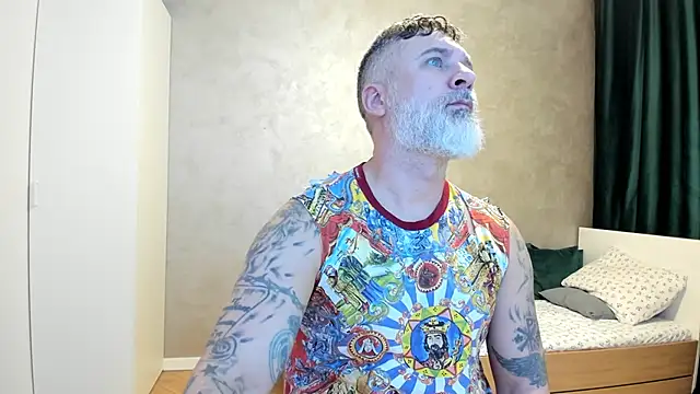 Snapshot of BlowMyXXL chatting on 01/08/25, 07:13 BlowMyXXL online show from 01/08/25, 07:13