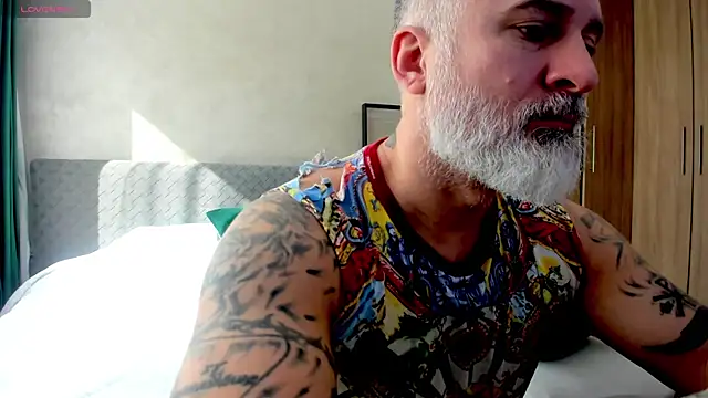 Snapshot of BlowMyXXL chatting on 03/09/25, 08:07 BlowMyXXL online show from 03/09/25, 08:07