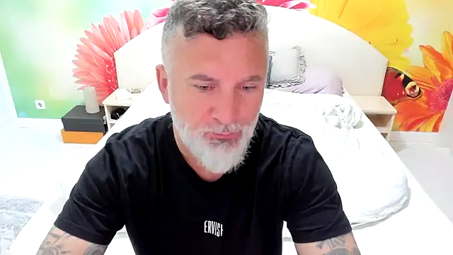 BlowMyXXL online show from 11/26/25, 05:19