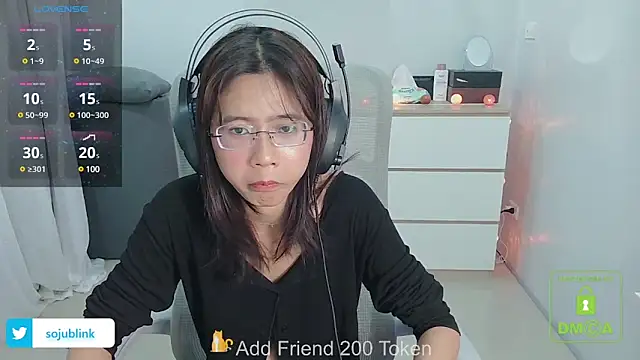 littlemiilk online show from 03/17/25, 05:49