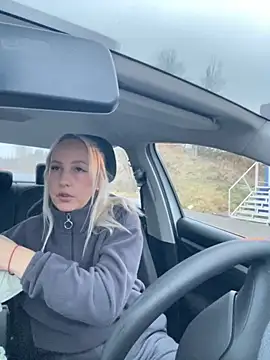 MerlinDave online show from 10/27/25, 01:31