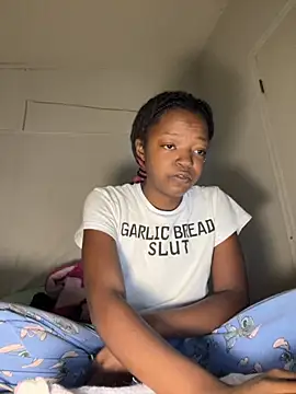 minimama69 online show from 11/03/25, 11:33