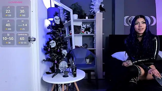 Raven Witch  online show from 12/31/24, 08:02