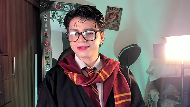 Snapshot of marckalexis chatting on 10/17/25, 01:53 marckalexis online show from 10/17/25, 01:53