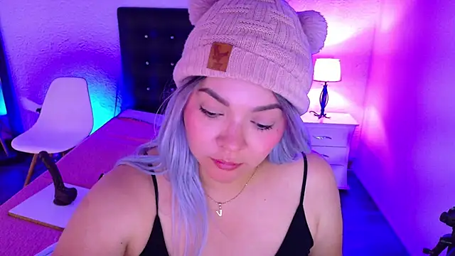 Snapshot of Cuckold_lover69 chatting on 03/06/25, 06:30 Cuckold lover69 online show from 03/06/25, 06:30