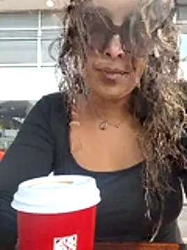 lauramcdowell1 online show from 02/27/26, 07:36