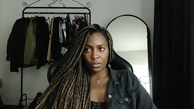 marisilva br online show from 02/02/25, 09:56