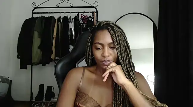 marisilva br online show from 02/09/25, 02:49