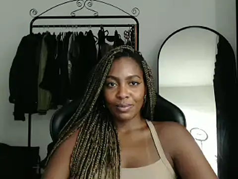 marisilva br online show from 02/19/25, 03:28