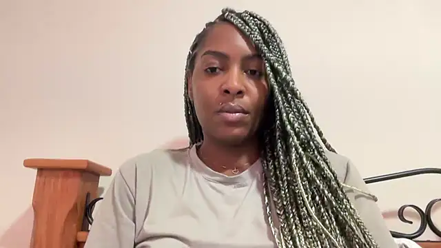 marisilva br online show from 10/16/25, 04:19