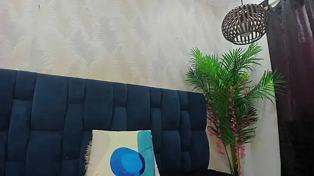 Ammy Connor1 online show from 12/13/25, 09:09