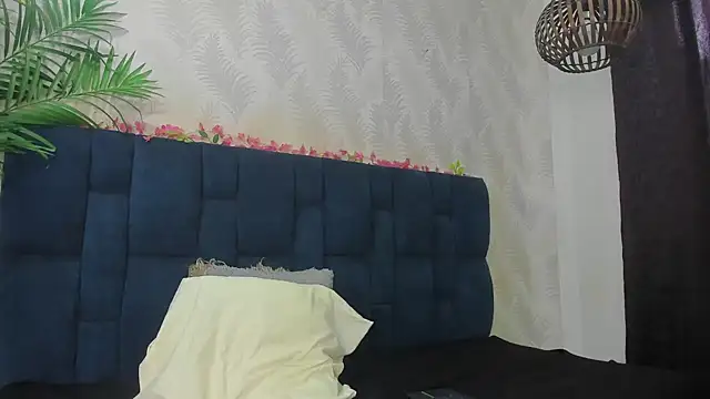 Ammy Connor1 online show from 04/01/26, 08:39