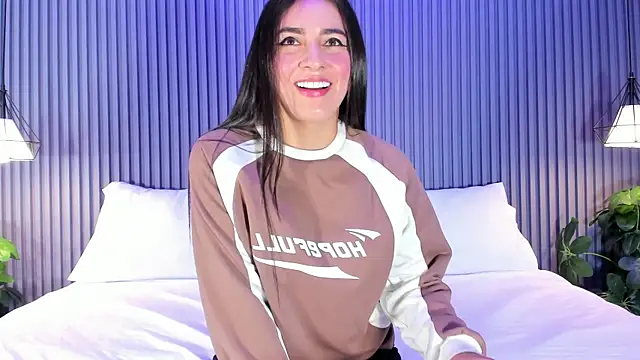 MaluDiaz online show from 12/02/25, 05:08