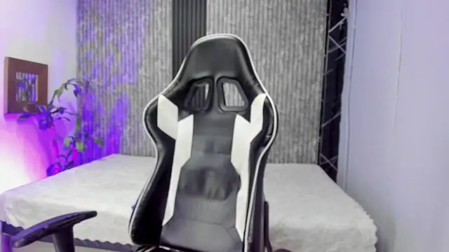 Mike 0233  online show from 11/07/25, 04:12