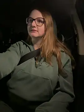 Snapshot of GingerSnap33 chatting on 01/23/25, 03:26 GingerSnap33 online show from 01/23/25, 03:26