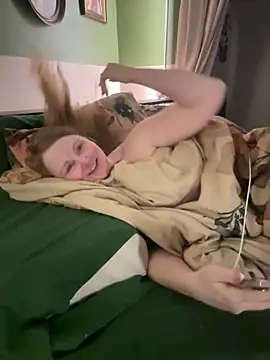 Snapshot of GingerSnap33 chatting on 03/06/25, 03:35 GingerSnap33 online show from 03/06/25, 03:35