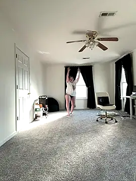 Snapshot of GingerSnap33 chatting on 12/20/25, 03:08 GingerSnap33 online show from 12/20/25, 03:08