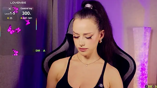 -CrazyAnna- online show from 03/18/26, 11:46