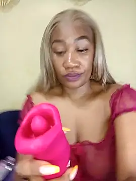 Snapshot of Puneee_Lucee chatting on 03/07/25, 10:21 Puneee Lucee online show from 03/07/25, 10:21