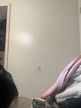 starrynikki online show from 12/14/24, 07:46