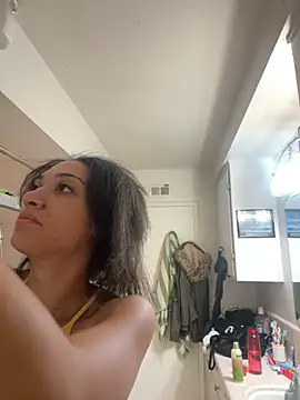 starrynikki online show from 12/18/24, 07:47