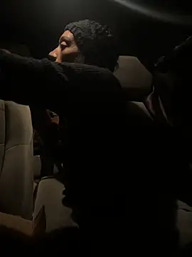 starrynikki online show from 12/28/24, 06:17