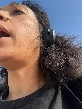 starrynikki online show from 01/04/25, 07:55