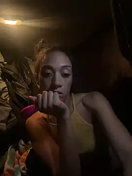 starrynikki online show from 02/04/25, 05:31