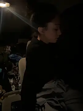 starrynikki online show from 03/04/25, 03:11