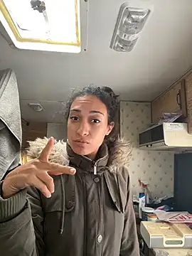 starrynikki online show from 02/04/26, 04:24