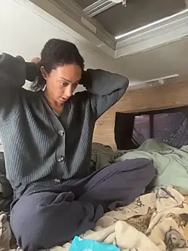 starrynikki online show from 04/01/26, 04:26