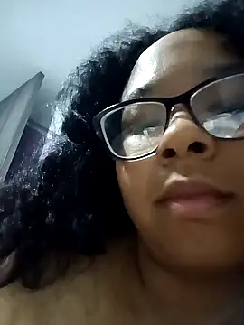 XMara online show from 02/02/25, 11:21