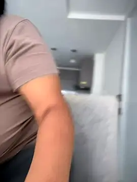 XMara online show from 09/29/25, 06:13