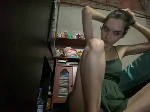 Snapshot of lilithanderson chatting on 06/17/26, 07:33 lilithanderson online show from 06/17/26, 07:33