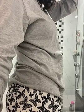 Snapshot of thaliacollins chatting on 01/31/26, 10:19 thaliacollins online show from 01/31/26, 10:19